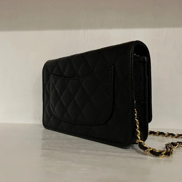 Chanel Classic Wallet On Chain (black caviar with gold hardware) // 2023 - Picture 3 of 10